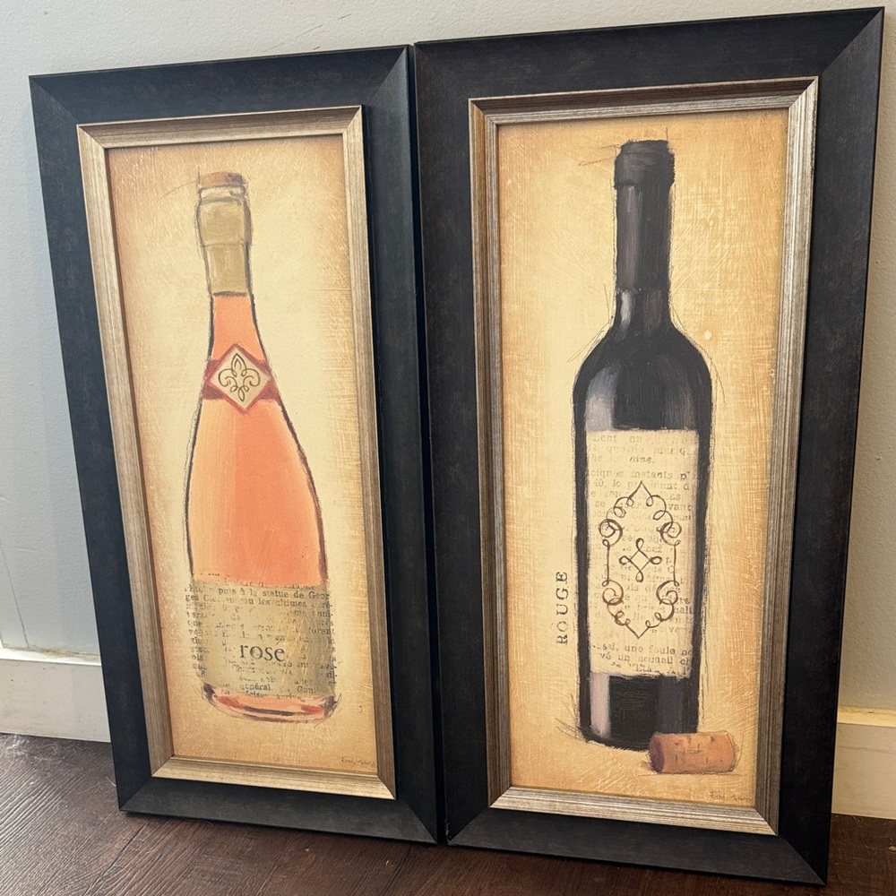 Chic Wine Bottle Wall Art Set - Red & Rose